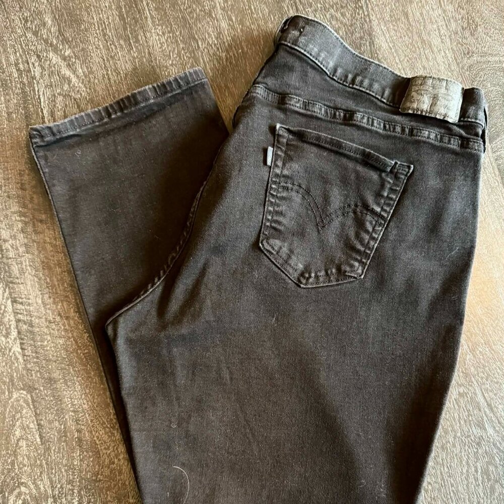 LEVIS, Black, Women's Straight Leg, size 20